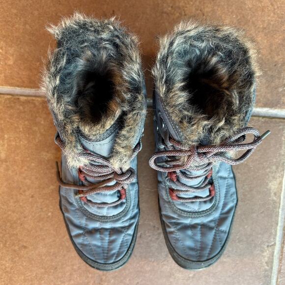 Columbia Minx Shorty III Waterproof Fur Trimmed Lightweight Snow Bootie size 8.5 - Picture 7 of 16